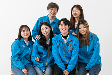 우송대학교 홍보대사 SolRe 단체사진
